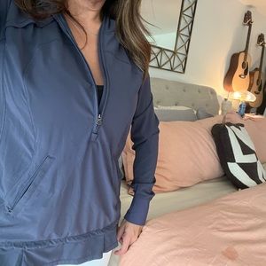 Lululemon light pullover… great for hiking golf, running to anywhere really